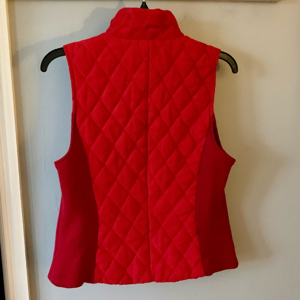 Relativity Vest - Picture 4 of 7
